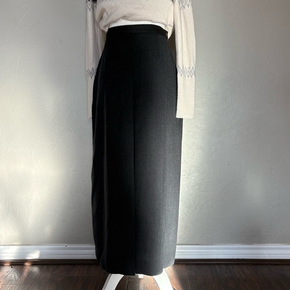Vintage Wool Maxi Skirt Black High Waist Side Zip Front Slit Made in USA Size 6 - Picture 1 of 7